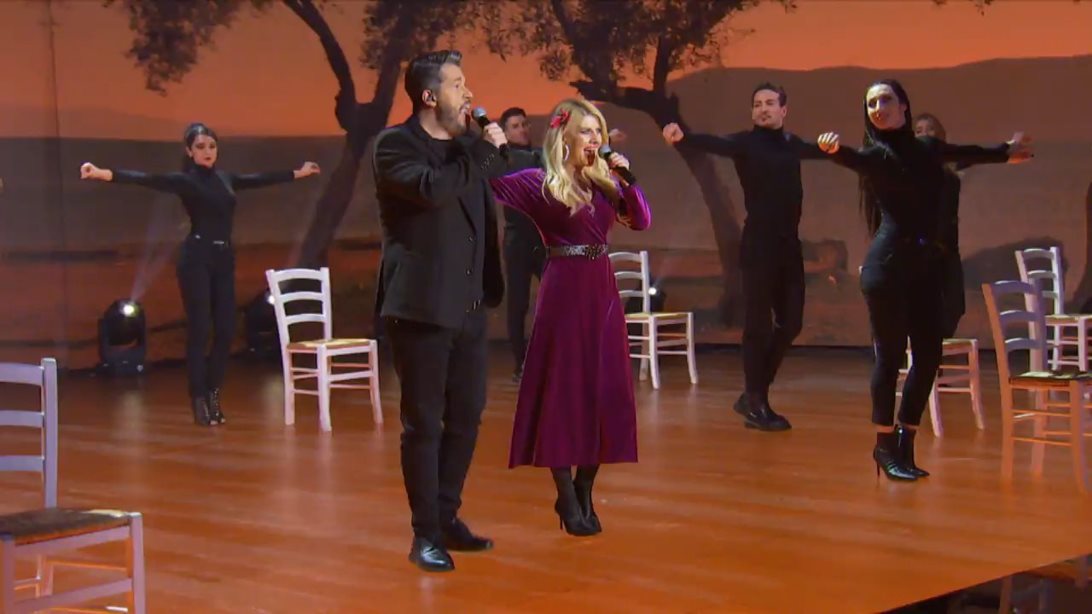 J2US | Η Άννα-Μαρία Ψυχαράκη &amp; ο Χάρης Βαρθακούρης τα βρήκαν, χόρεψαν συρτάκι και πήραν 40 βαθμούς