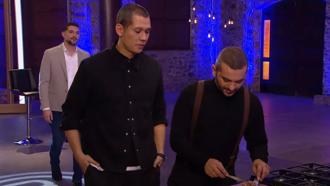 MasterChef | Διαγωνιζόμενος παρουσίασε ωμό μπιφτέκι - Η αντίδραση των κριτών