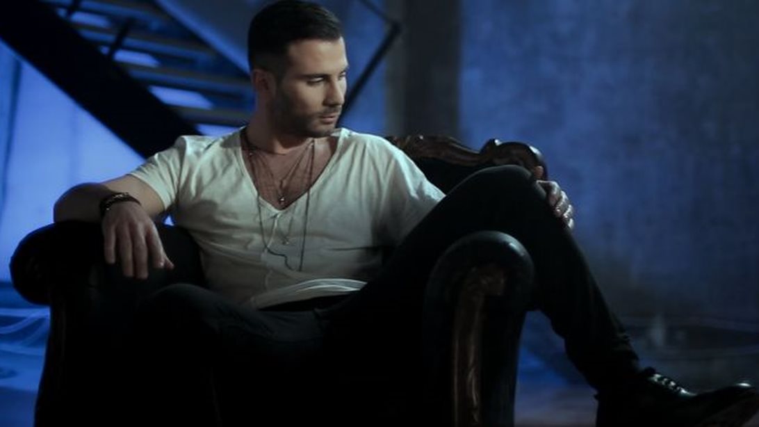 Αλέξανδρος Μίρτος: Δείτε το νέο του video clip για το τραγούδι-συνεργασία με τον Stan