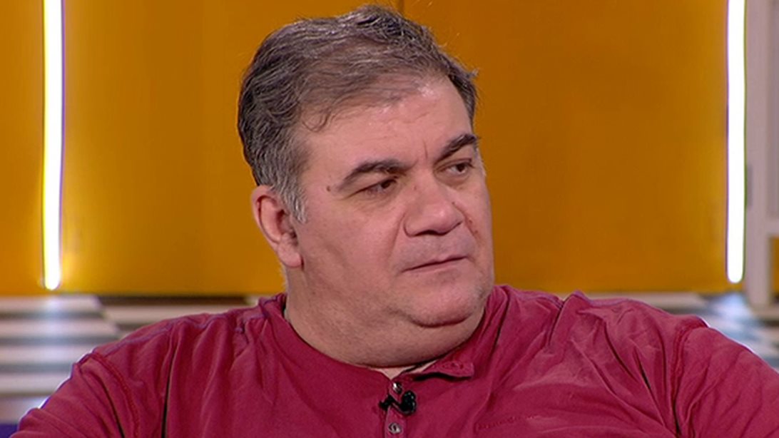 Δημήτρης Σταρόβας: Η απολαυστική συνάντηση με τον Νίκο Μουτσινά &amp; οι σπαρταριστές ατάκες on air!