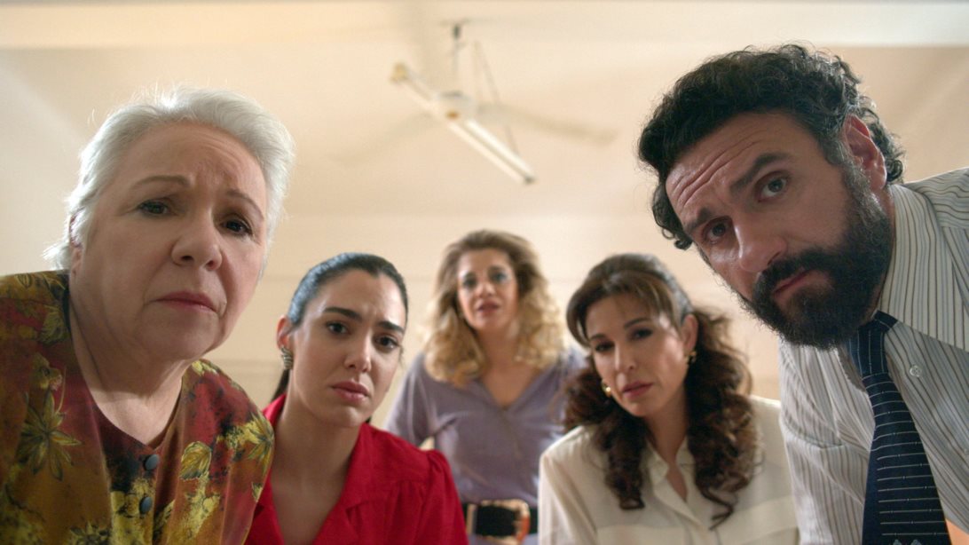 Τα καλύτερά μας χρόνια | Ο κυρ Νίκος σηκώνει στο πόδι το νοσοκομείο