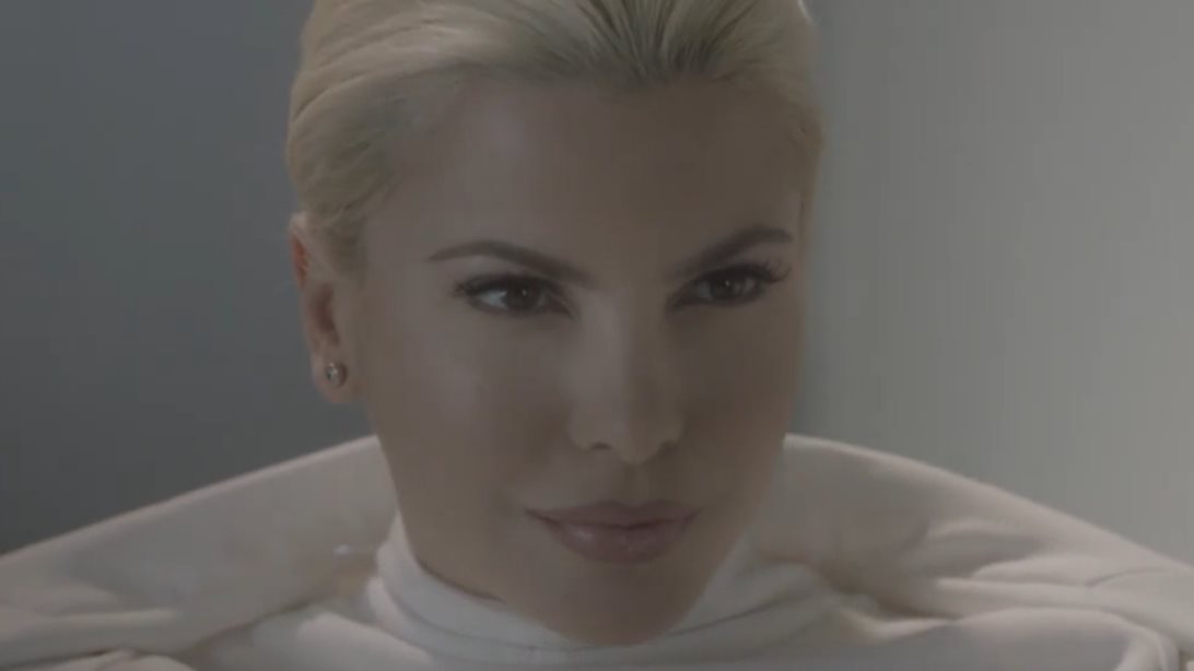 Αντελίνα Βαρθακούρη: Το trailer της εκπομπής της αναβιώνει το... «Βασικό Ένστικτο»!