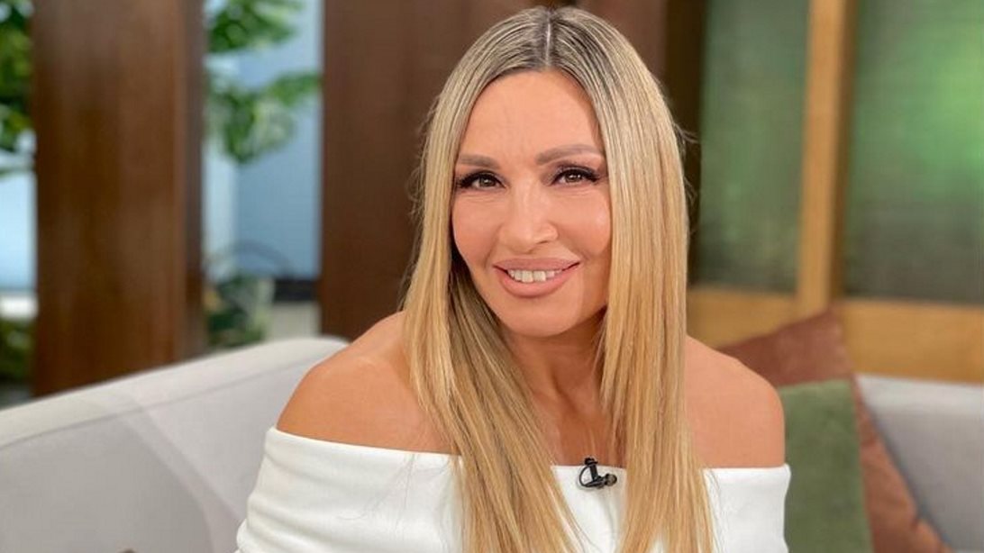 Η Ελένη Πετρουλάκη ακολούθησε το skincare trick που αγαπάει το Hollywood και αξίζει να δοκιμάσεις κι εσύ