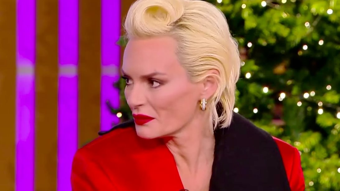 Η Έλενα Χριστοπούλου απαντά στον Γιώργο Λιάγκα: &quot;Το πώς διαστρεβλώνεις τα πράγματα...&quot;