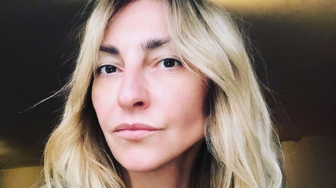 Η Ρούλα Ρέβη μιλά για τα σημάδια που αφήνει η εγκυμοσύνη στο γυναικείο σώμα