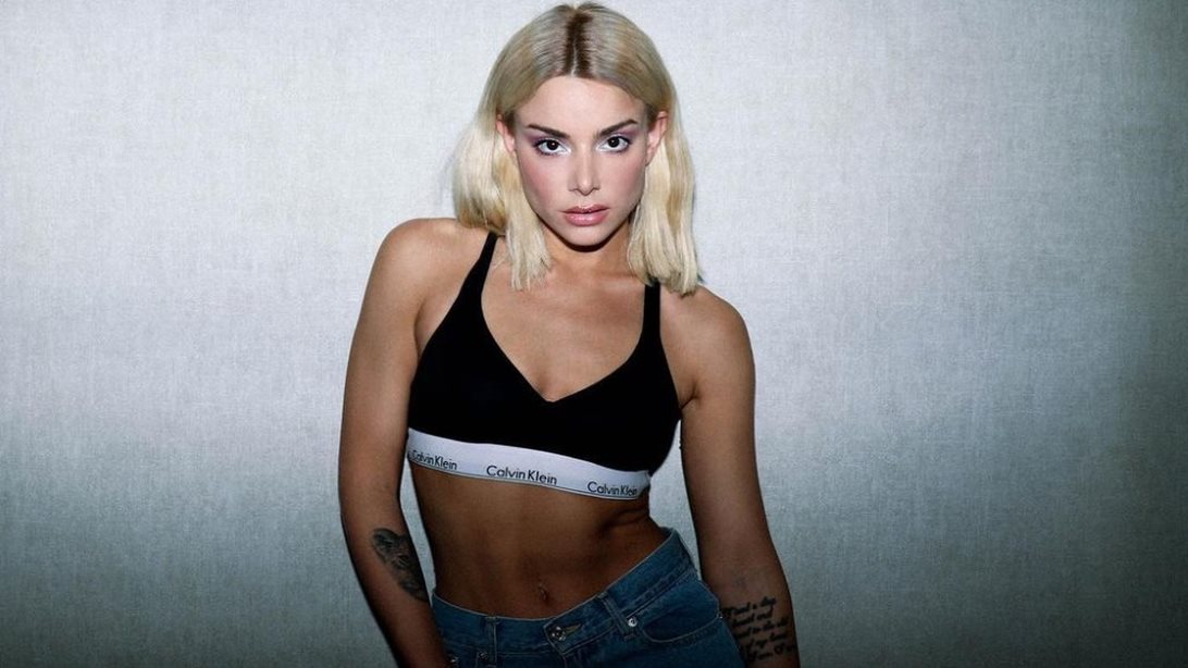 Με κορονοϊό η Josephine - "Nα προσέχετε με ποιους έρχεστε σε επαφή"