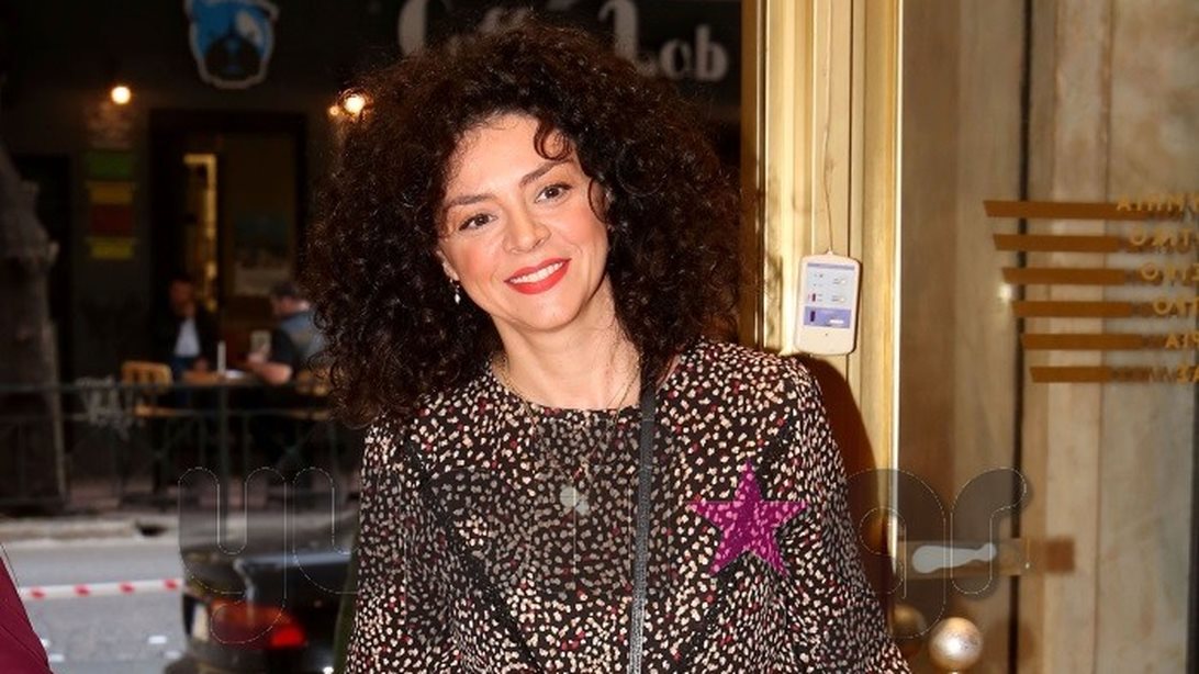 Δήμητρα Στογιάννη: Σπάνια δημόσια εμφάνιση με τα παιδιά της!