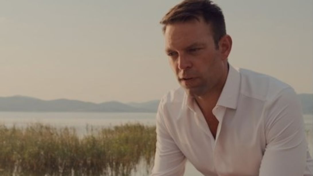 Μία γυναίκα ρώτησε τον Στέφανο Κασσελάκη αυτό που σκεφτόμαστε όλοι