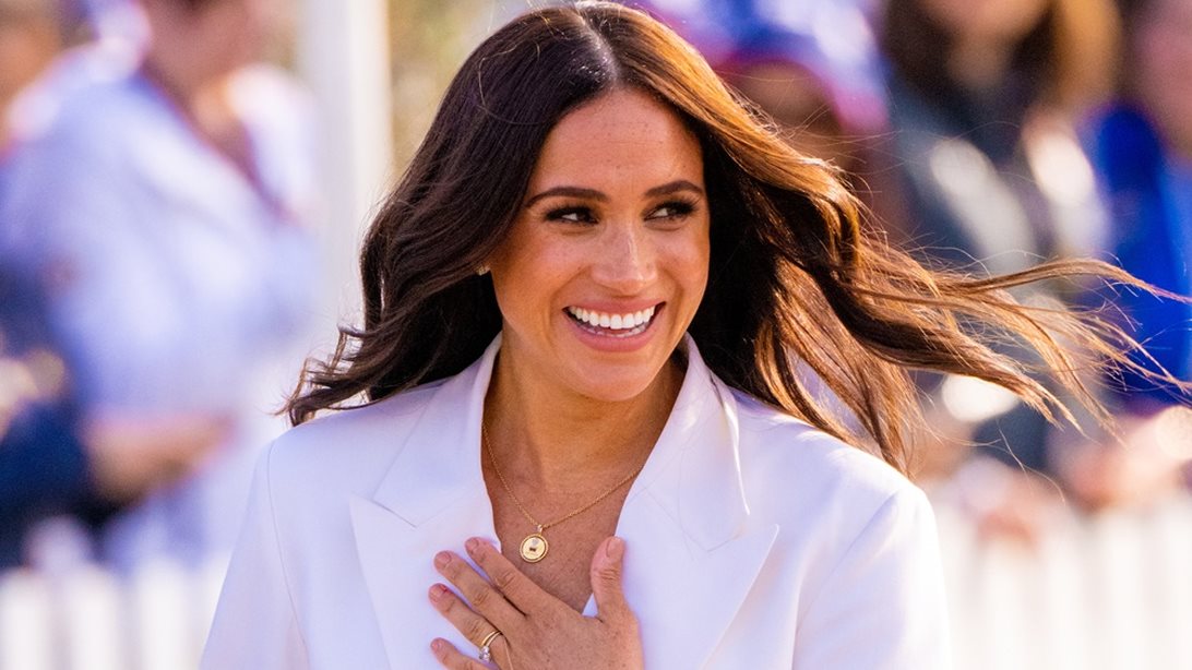 H Meghan Markle φόρεσε το σορτς που δεν πρέπει να απουσιάζει από καμία καλοκαιρινή γκαρνταρόμπα