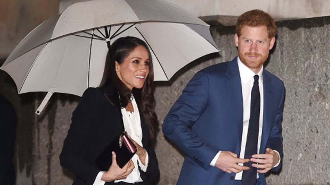 Meghan Markle: Η εντυπωσιακή της εμφάνιση σε βραδινή έξοδο που τους εξέπληξε όλους