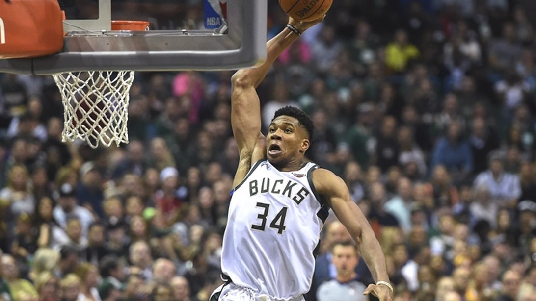 Γιάννης Αντετοκούνμπο: 23 λόγοι για να τους πεις Χρόνια Πολλά
