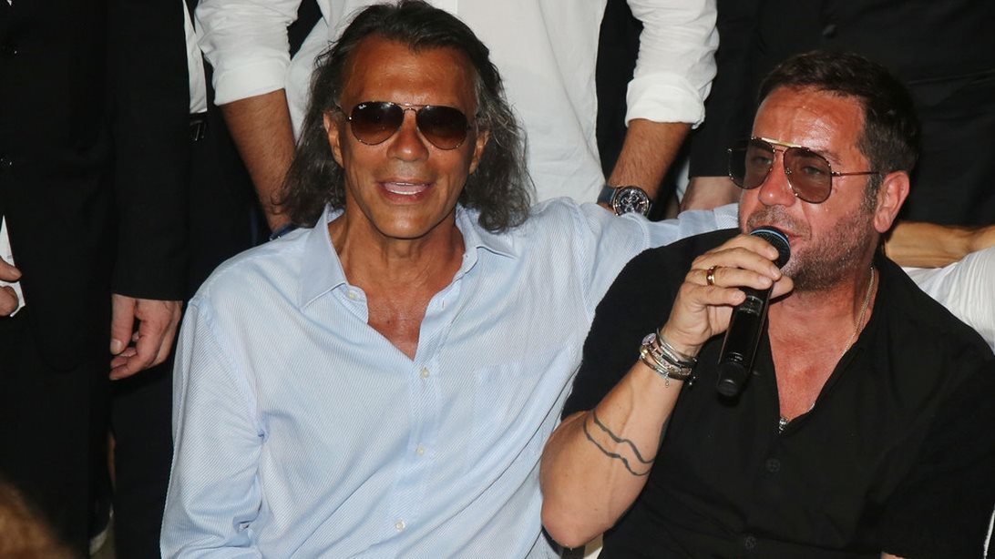 Ασπίδα ο Ηλίας Ψινάκης για τον Γιώργο Μαζωνάκη: "Αφήστε τον ήσυχo"