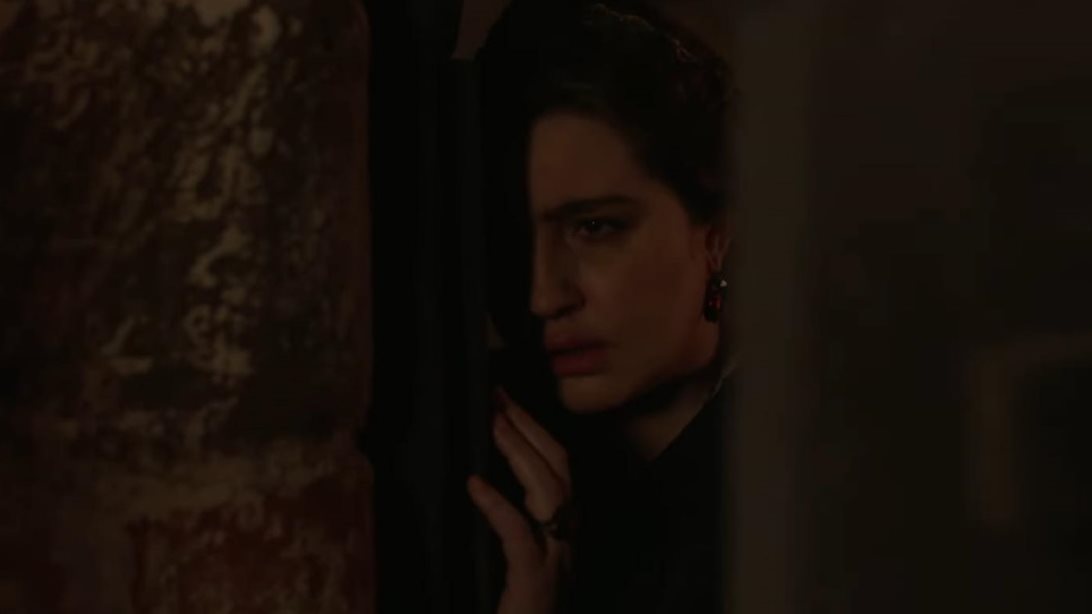 Στον αέρα το αισθησιακό teaser για τη "Μάγισσα - Φλεγόμενη Καρδιά"