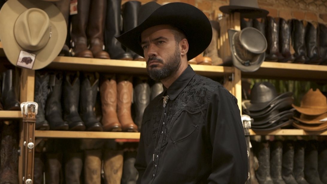 Fishy | Ποιοι αγαπημένοι ηθοποιοί θα είναι καλεσμένοι του Γιάννη Τσιμιτσέλη