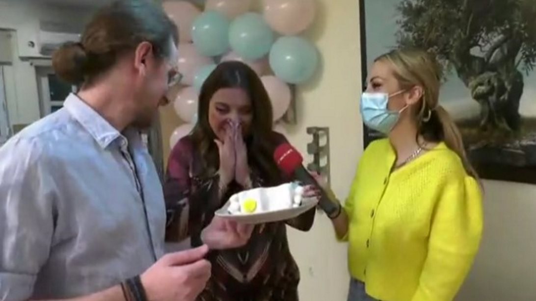 Η Μελίνα Μακρή μαθαίνει on camera το φύλο του μωρού που περιμένει