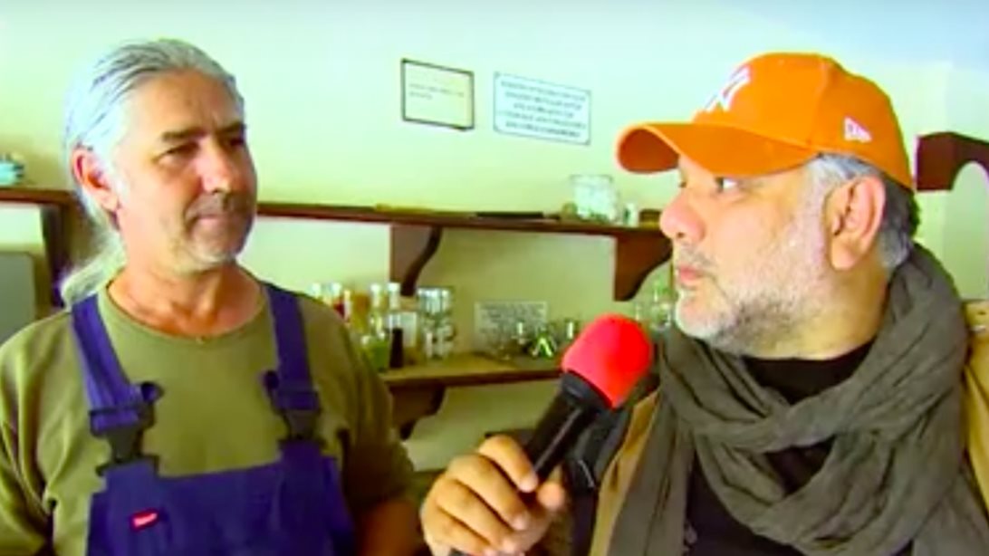 Ξεκαρδιστικός Γρηγόρης Αρναούτογλου | Αποκάλυψε το "κρυφό ταλέντο" του στο The RoadShow