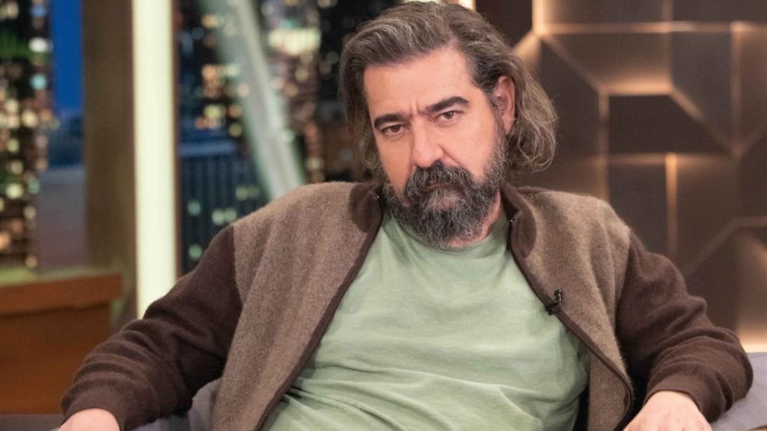 Γιάννης Δρακόπουλος: &quot;Ο καλλιτέχνης πρέπει να είναι στον κόσμο του - Μερικές φορές δεν μπορούν να το δεχτούν οι άλλοι&quot;