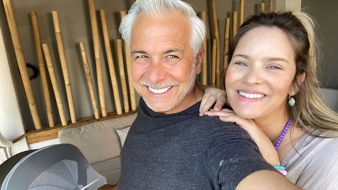 Χάρης Χριστόπουλος &amp; Anita Brand: Η καινούρια φωτογραφία με τον νεογέννητο γιο τους που μόλις έγινε ενός μηνός
