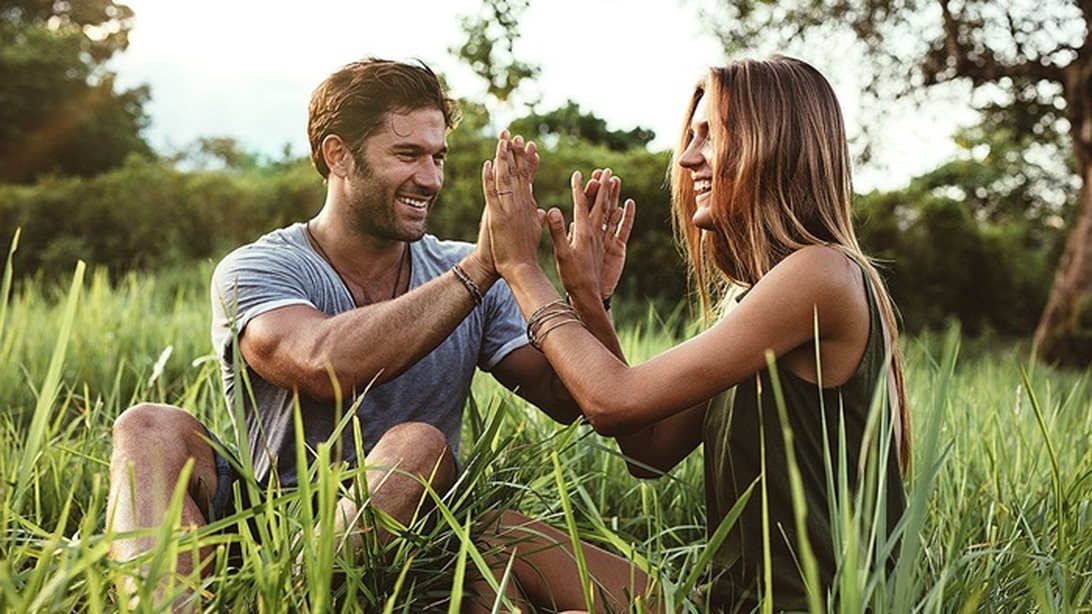 Μπήκες στην friend zone;: Αυτά είναι τα σημάδια!