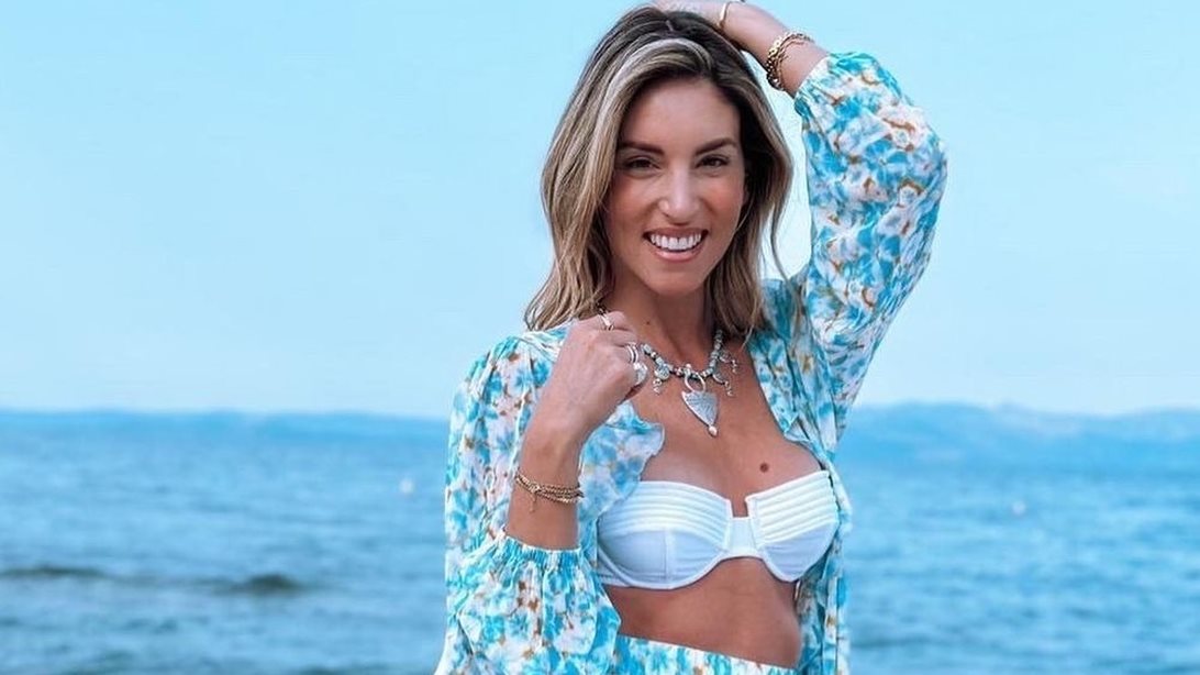 Η Αθηνά Οικονομάκου εντελώς αμακιγιάριστη μοιάζει με 20 ετών!