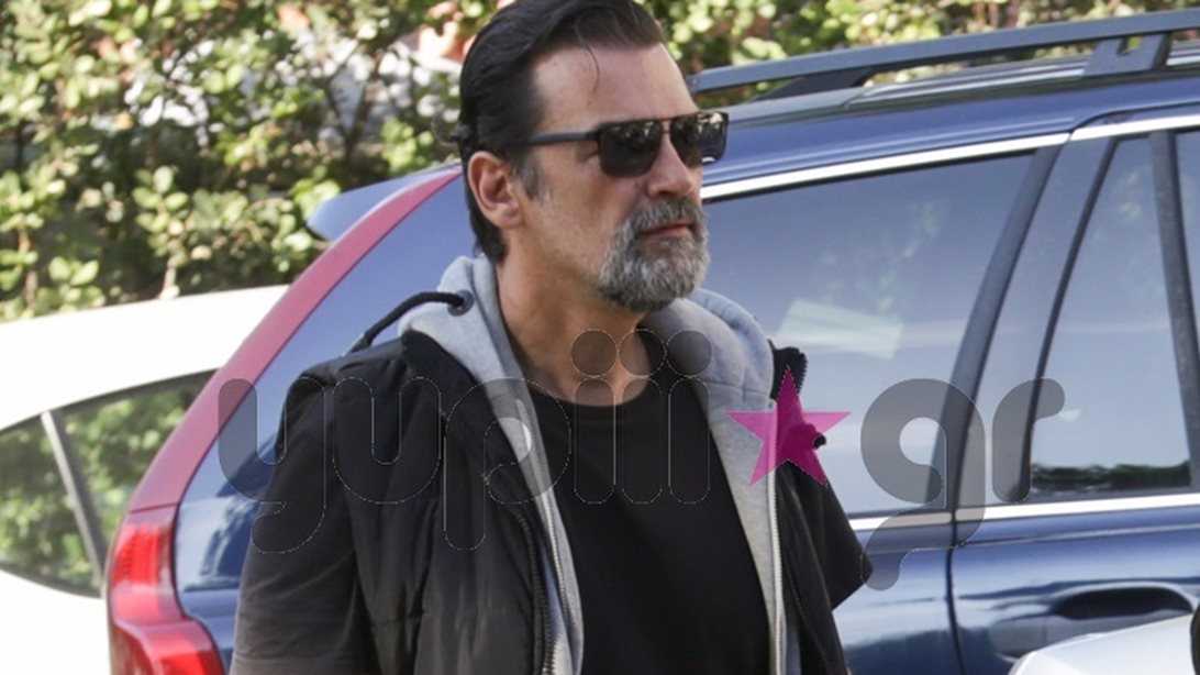 Κωνσταντίνος Καζάκος: Καθημερινές στιγμές την γυναίκα και τον γιο του