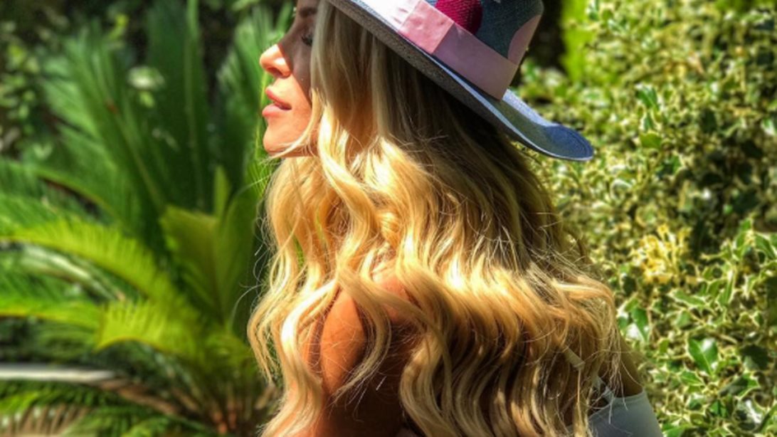 Κατερίνα Καινούργιου: Οι πρώτες εικόνες από τα γυρίσματα του τρέιλερ για τη δεύτερη σεζόν του «Φτιάξε Καφέ»