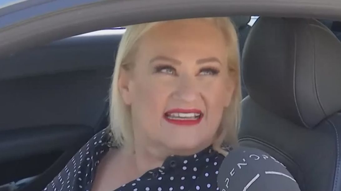 Άση Μπήλιου: &quot;Δεν μου ήρθε κάτι να πω για την Ελίνα Παπίλα - Δεν σημαίνει ότι έχω σχέσεις με κάθε άνθρωπο που έχω συνεργαστεί&quot;