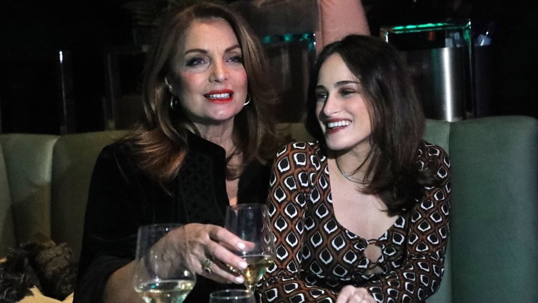 Η Άντζελα Γκερέκου εύχεται στην κόρη της: "Είσαι πάντα παιδί της Παναγίας"