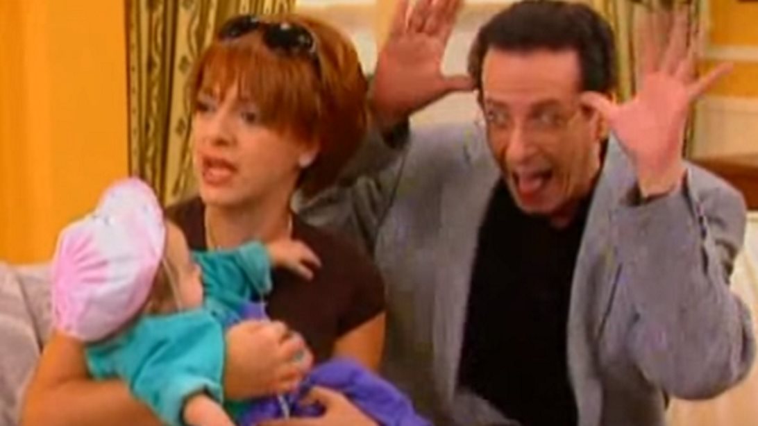 Viral Of The Day

: Τελικά ποια είναι το «Χρυσάνθεμο» του «Κωνσταντίνου &amp; Ελένης»;