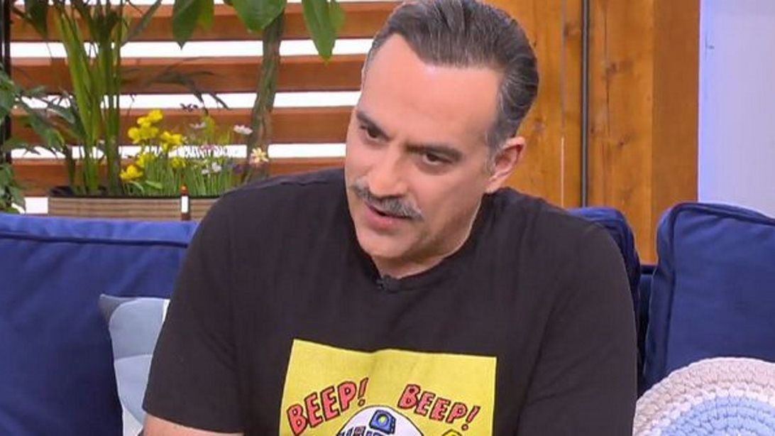 Το σχόλιο του Κρατερού Κατσούλη για τον πόλεμο στην Ουκρανία: &quot;Πώς να εξηγήσεις σε ένα 11χρονο και ένα 6χρονο τον φόβο και την ανασφάλεια&quot;