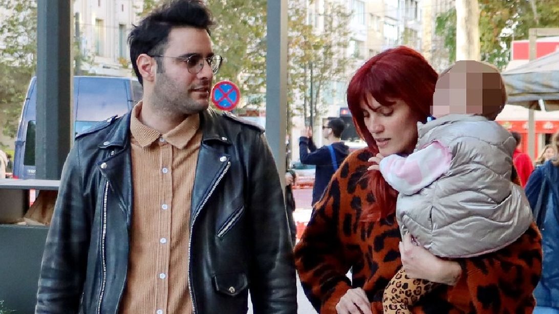 Ιάν Στρατής | Η σπάνια οικογενειακή φωτογραφία με τη Μαίρη Συνατσάκη και την Ολίβια Στρατή