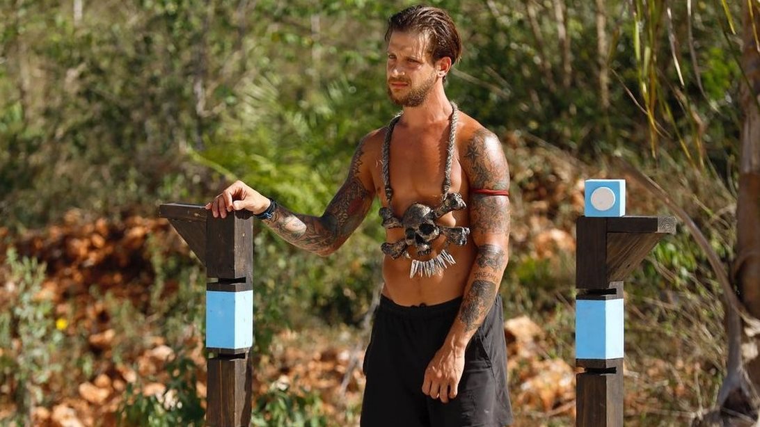 Survivor | "Ο Ηλίας Μπόγδανος κρύβει το αληθινό του πρόσωπο"