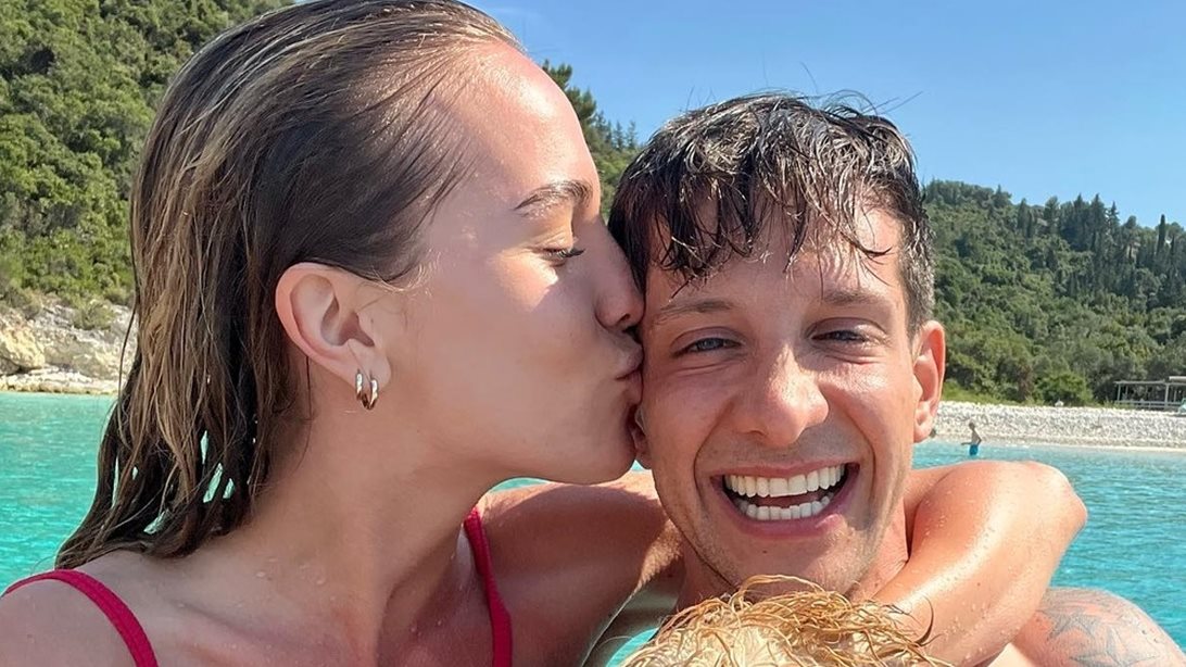 Ηλίας Μπόγδανος: &quot;Η Αλεξάνδρα πήγαινε τρίτη Λυκείου όταν γνωριστήκαμε, σκεφτόμαστε και οι δύο το επόμενο βήμα&quot;