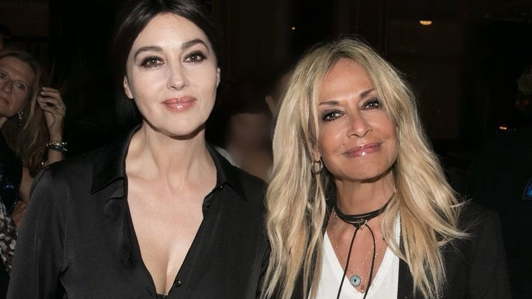 Η Άννα Βίσση χέρι - χέρι με τη Μόνικα Μπελούτσι στο Ηρώδειο