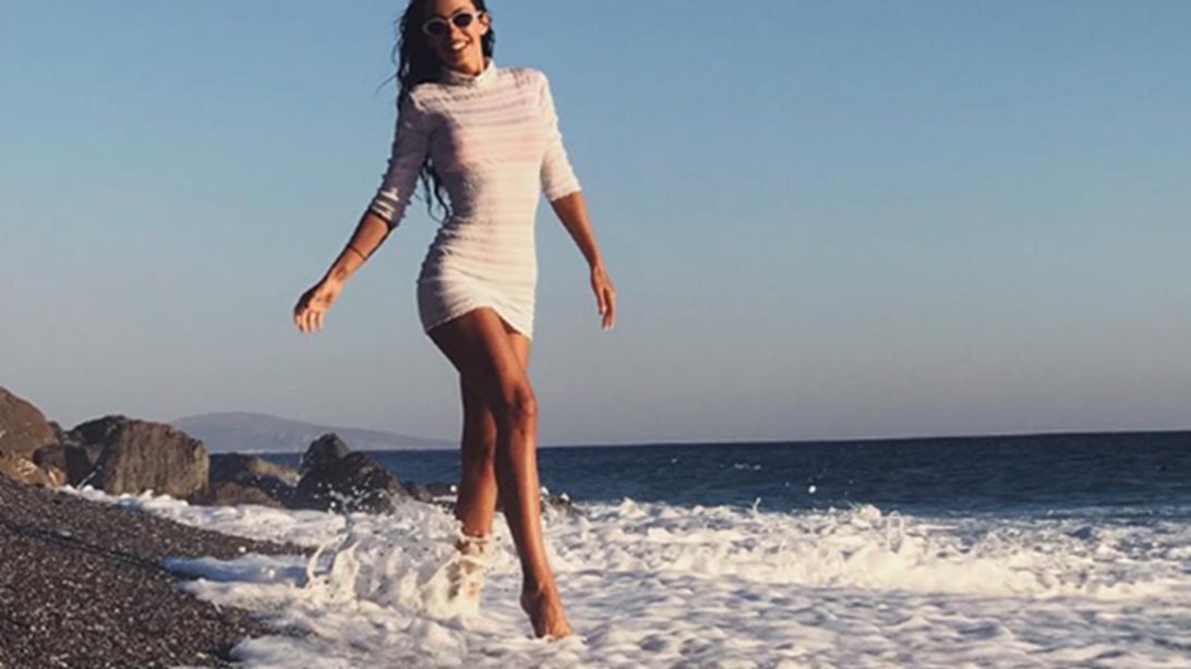 Ελένη Φουρέιρα: Νέες, πιο σέξι πόζες, από τις διακοπές της