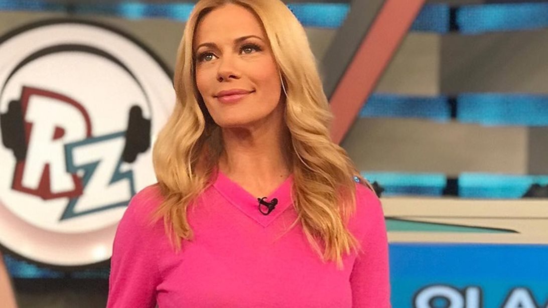 Ζέτα Μακρυπούλια: Το colourblock look της που έφερε την Άνοιξη
