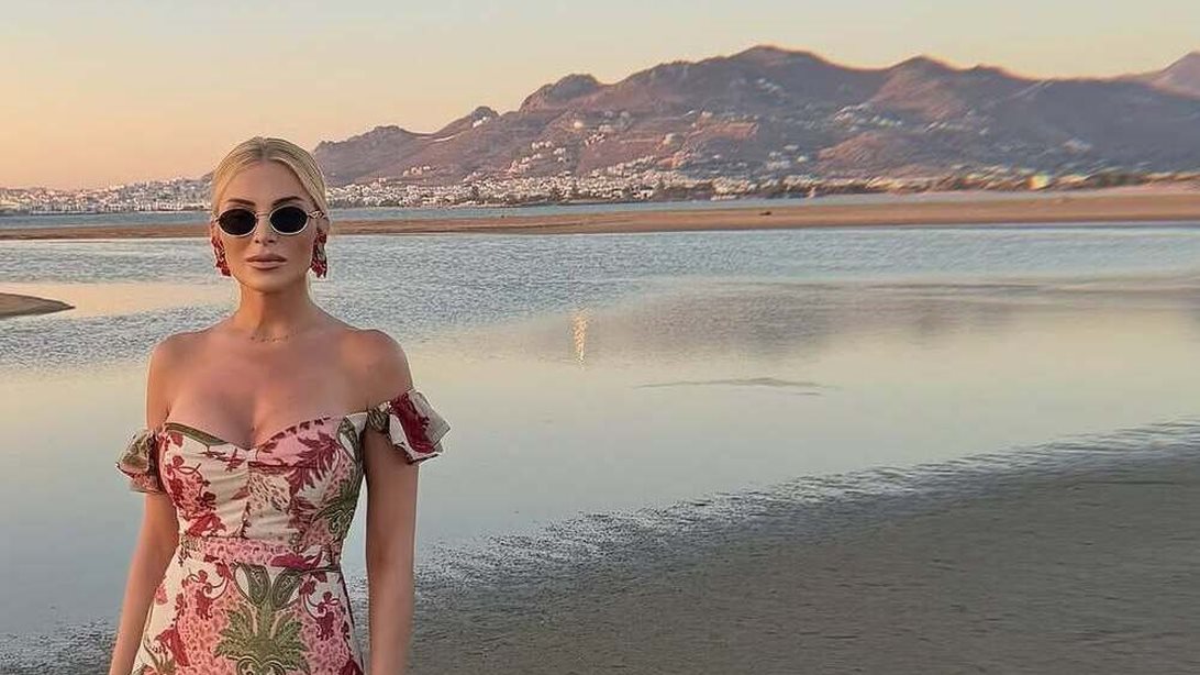 Κατερίνα Καινούργιου | Το άρωμα - ωδή στο καλοκαίρι που λατρεύει να φοράει