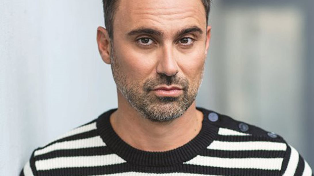 Γιώργος Καπουτζίδης : Πρωταγωνιστεί στη νέα καμπάνια των Cream Crackers Παπαδοπούλου