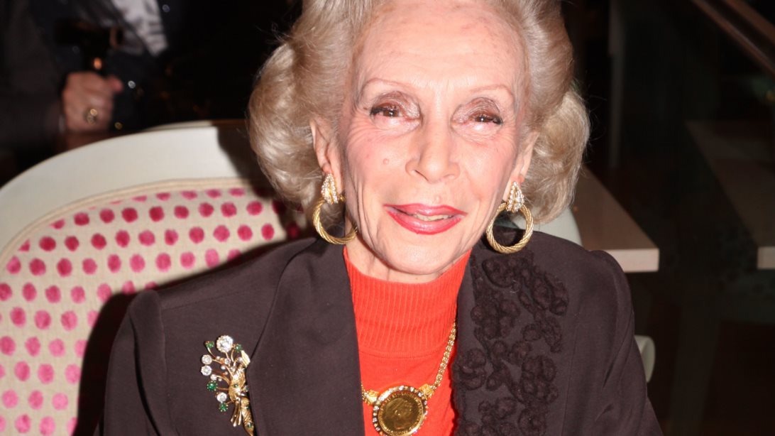 Λήδα Βαρδινογιάννη: Η τελευταία μεγάλη κυρία μιας αριστοκρατικής Αθήνας