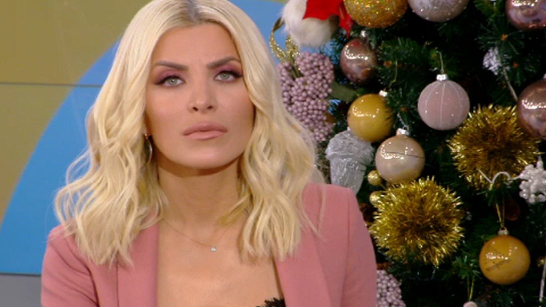 Κατερίνα Καινούργιου: Ποιο πρόσωπο υποδέχθηκε στη θέση του Ραφαηλίδη στο «Ευτυχείτε»;