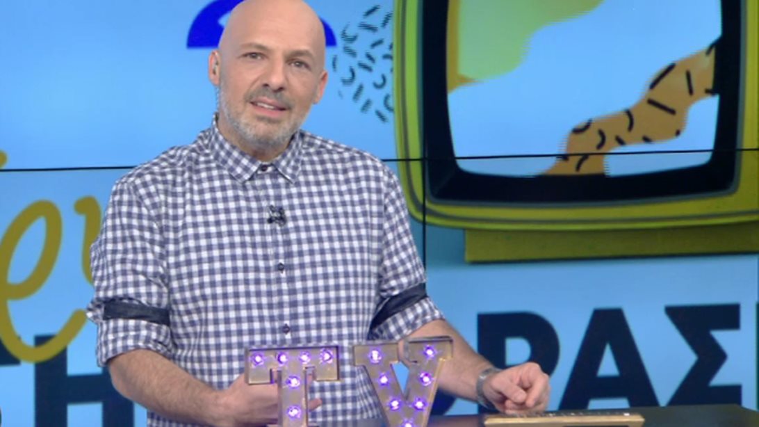 Νίκος Μουτσινάς
: Τα καυστικά σχόλια για Φουρθιώτη- Χατζηβασιλείου &amp; το απόσπασμα που τον άφησε άφωνο!