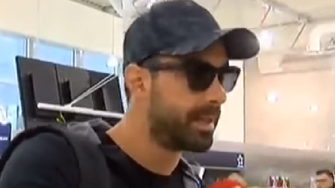 Σάκης Τανιμανίδης: Αναχώρησε για τον Άγιο Δομίνικο! Αποκαλύπτει για πόσους μήνες θα παραμείνει εκεί &amp; πότε θα πάει η Χριστίνα Μπόμπα