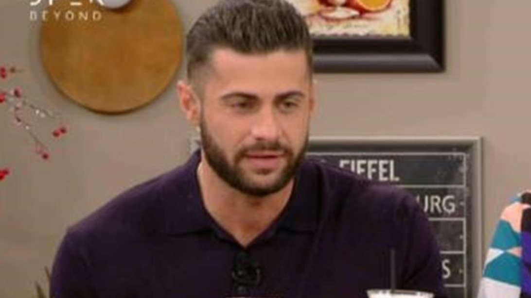 Κωνσταντίνος Βασάλος: Το ξέσπασμα στο «Έλα Χαμογέλα»: «Μετά βγαίνουν και σε ζαλίζουν»