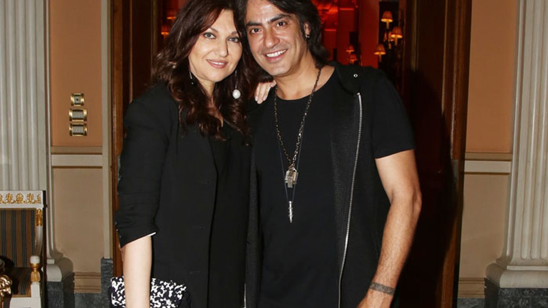 Διονύσης Σχοινάς: Η χριστουγεννιάτικη φωτογραφία στο Instagram και τα παράπονα της Καίτης Γαρμπή