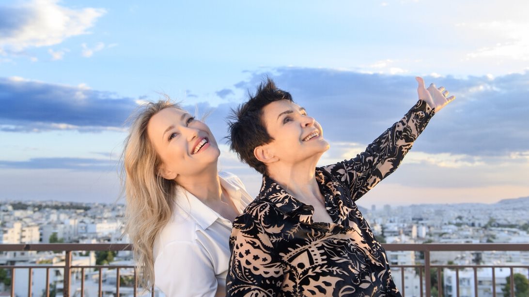 Κατιάνα Μπαλανίκα και Ιωάννα Ασημακόπουλου μετατρέπονται θεατρικά σε &quot;Δύο γυναίκες που χορεύουν&quot;