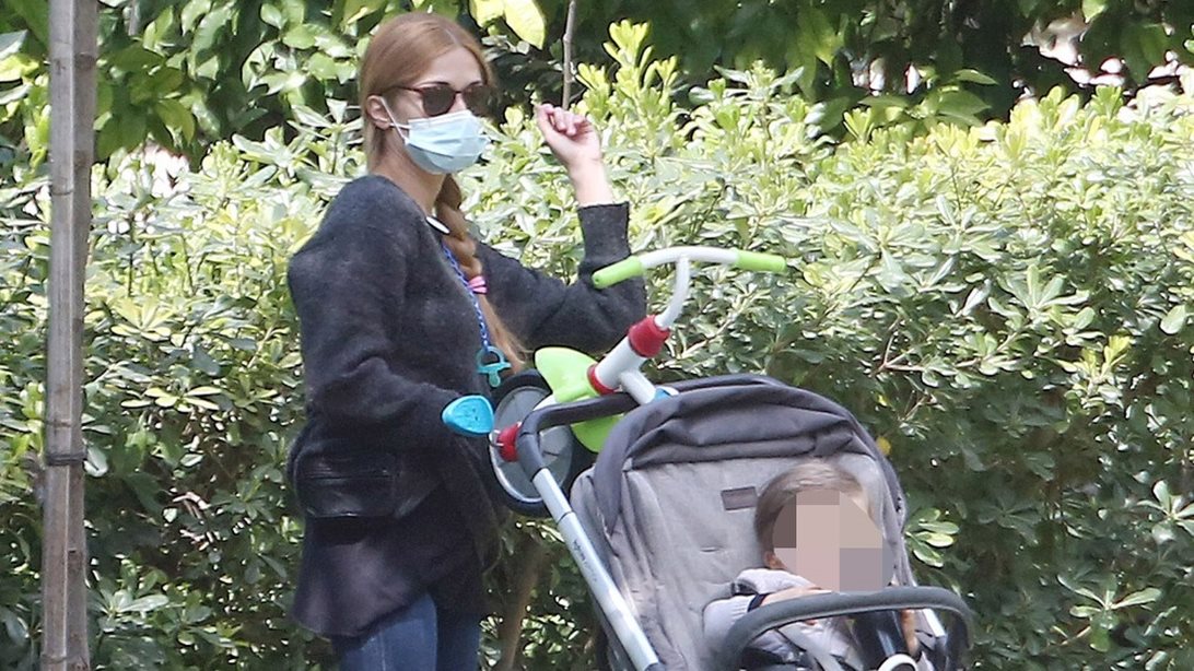 Η Ιωάννα Παππά σε ξέγνοιαστες στιγμές με τον γιο της