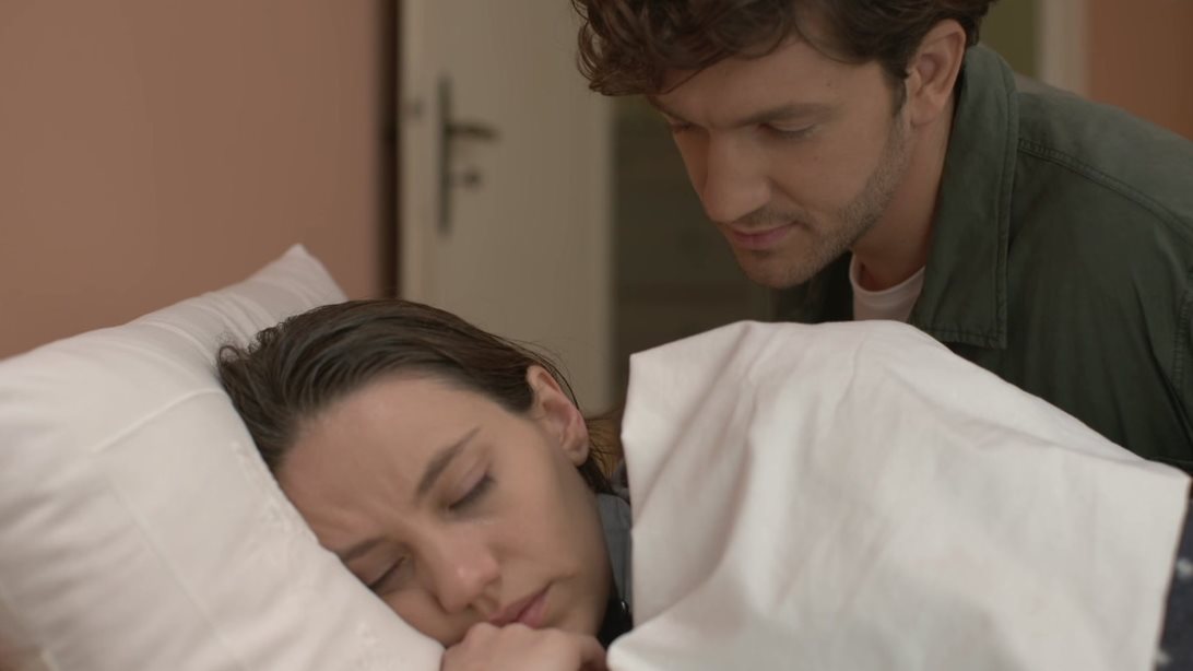 Μαύρο Ρόδο: "Η Ελισάβετ κάνει ένα δώρο στον Πέτρο με το οποίο φανερώνει τα αληθινά της συναισθήματα"