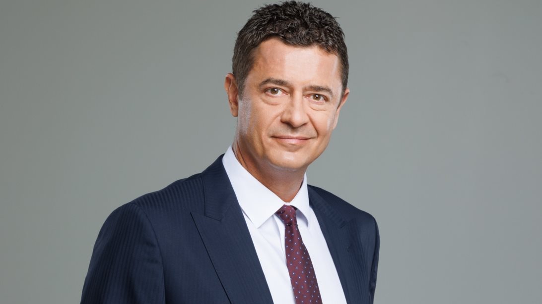 Ο Αντώνης Σρόιτερ παραμένει και επίσημα στον Alpha