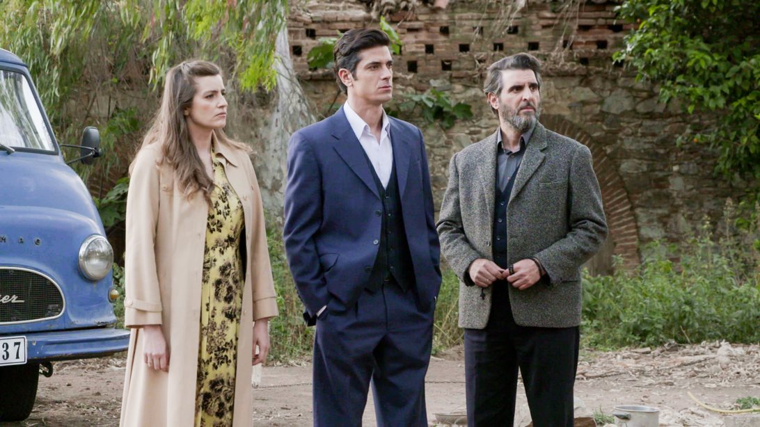 Αγνώριστος ο πρωταγωνιστής των &quot;Άγριων Μελισσών&quot;- Δείτε το ανανεωμένο του look