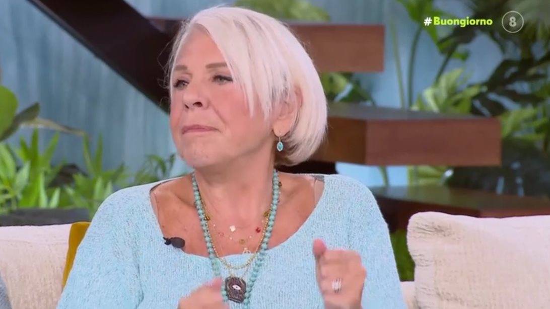 Φρόσω Ράλλη: "Όταν έμεινα εκτός τηλεόρασης έπιασα πάτο. Μόνη στο σπίτι, έγινα διακόσια κιλά"